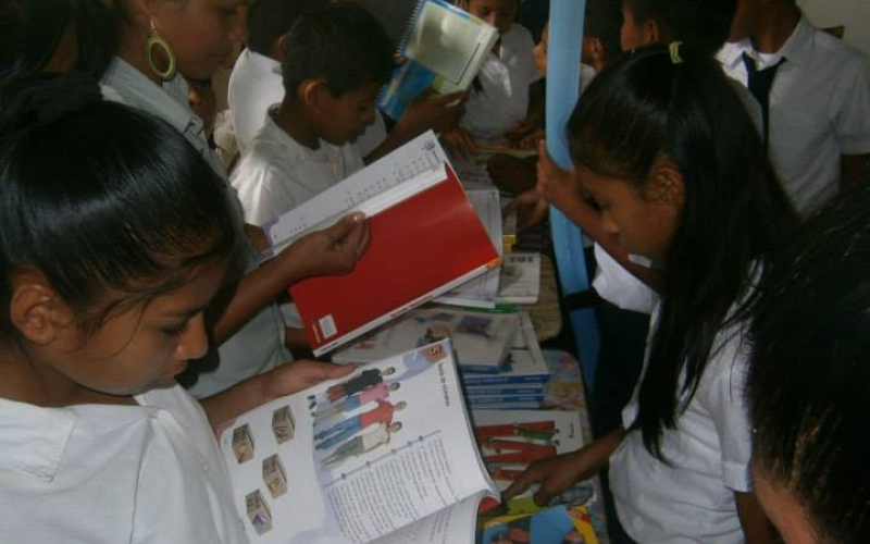 Visit to the Guanacaste School in the Ujarras Indigenous Territory, 2013